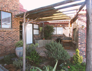 Leoni's Accommodation - West Coast Strandfontein (Self-Catering or B&B)
