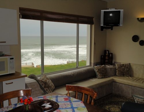 Sol-y-Mar2 lounge view